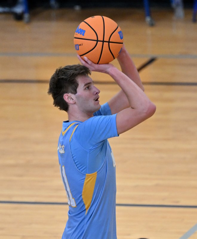Braxton Figgs hits a foul shot.