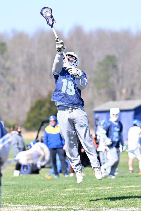 Cape junior Dakota Warner gets major air to collect possession of a high pass.