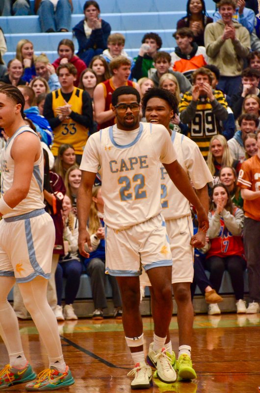 Check out the video above for Cape junior Oz Batson’s incredible put-back dunk.