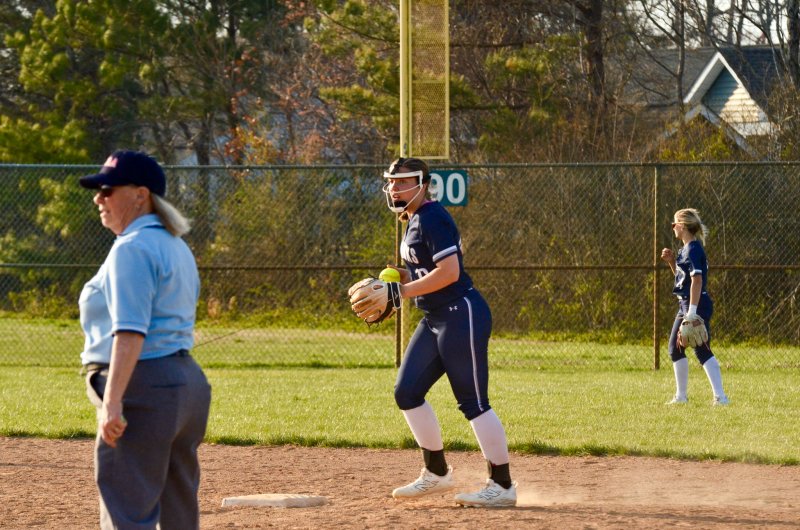 Seahawks second baseman Grayce Glover hit two home runs and scored the game-winning run in the season opener March 26.