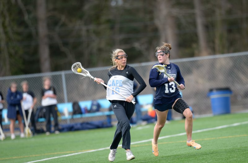 Mikaela Gordon carries the ball into the midfield.