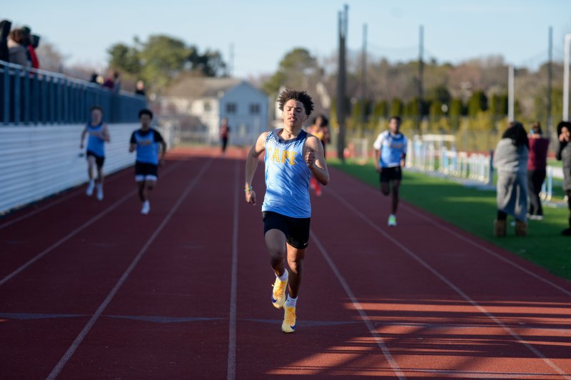 Jamar Beasley wins the 400 meters.