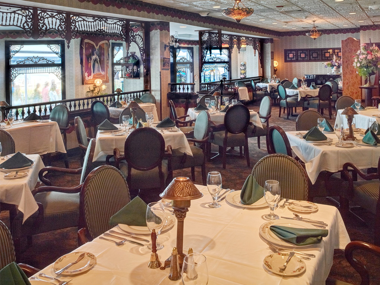 Wine and Dine event to support Read Aloud Delaware April 15