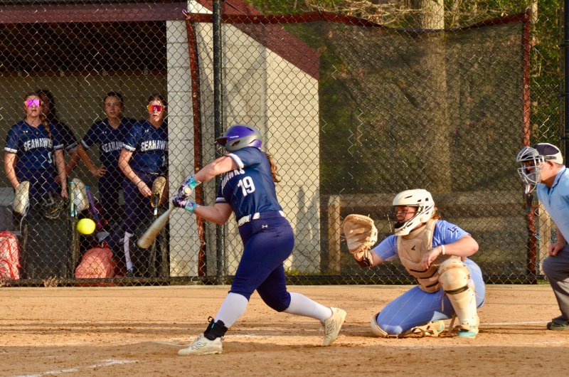 Seahawks freshman Audrey Snyder connects on a pitch.