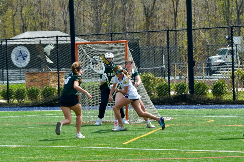 Seahawks sophomore Brooklyn Montgomery is rather crafty on this dodge.