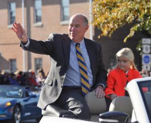 Democrat House Speaker 14th District Rep. Pete Schwartzkopf smiles and waves to the crowd. RON MACARTHUR PHOTO