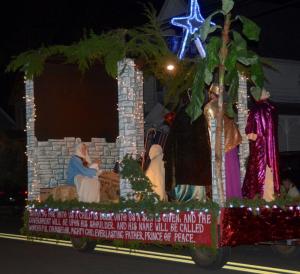 Midway Assembly of God’s nativity float depicts the reason for the season; the float was a top winner in the community float division. RON MACARTHUR PHOTO