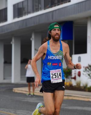 Michael Wardian, coming off a 100-mile race earlier in the week, settles for second.