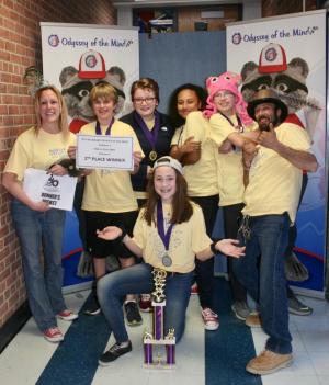 Mariner Middle’s second-place division 2 winning team for the Hide in Plain Sight competition are in back (l-r) Coach Hannah Petterson, Ryan Baker, Ava Azato, Jaidyn Maull, Carter Barron and Coach Jordan Petterson, and in front is Reese Petterson. SUBMITTED PHOTO