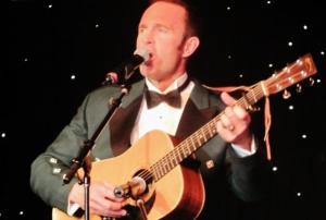 Groome Church will host Charlie Zahm in concert singing and playing Celtic Christmas music Dec. 17. SUBMITTED PHOTO