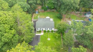 29 Maplewood Dr., Lochwood, NextHome Tomorrow Realty