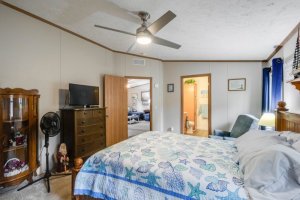 PRIMARY SUITE, FENCED YARD, COMMUNITY POOL, MILLSBORO, OPEN HOUSE, JUST LISTED, SCREENED PORCH, REHOBOTH BEACH, GOLF COURSE