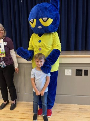 Pete the Cat and his groovy friend Owen DeMalto enjoy a photo op together after the story time.