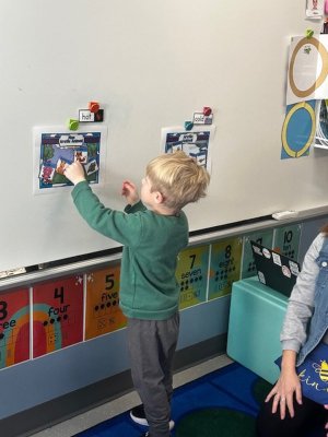 Cameron Kremkau sorts non-Arctic vs. Arctic animals.