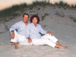 The endowment was created to honor the lifetime of service, generosity and community commitment that Robert and Lois White embodied.
