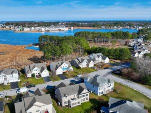 Home for Sale in Ocean View, DE MOVE-IN READY, FULLY FURNISHED, INVESTMENT OPPORTUNITY, CONDO, REHOBOTH BEACH, RT ONE, AMENITIES, PRIMARY SUITE, FENCED YARD, COMMUNITY POOL, MILLSBORO, OPEN HOUSE, JUST LISTED, SCREENED PORCH, GOLF COURSE, COASTAL COMMUNITY, DELAWARE HOMES, DELAWARE REAL ESTATE, DELAWARE BEACHES, MARYLAND HOMES, MARYLAND REALTOR, COMMUNITY AMENITIES, REAL ESTATE, OCEAN CITY, BERLIN, FRANKFORD, OCEAN VIEW, HOUSE HUNTING