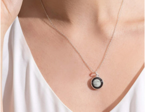moonglow charmed simplicity necklace