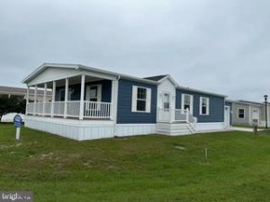 Front/Side View