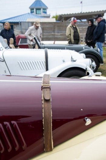 Morgans have an optional belt.